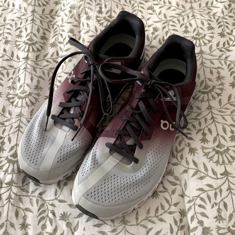 OnCloud Running Shoes